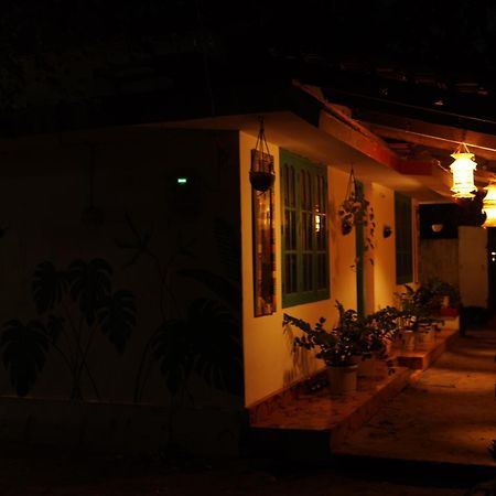House In The Beach Alappuzha Esterno foto